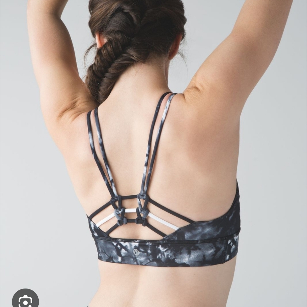 Lululemon Sunshine Salutation Bra Size 8